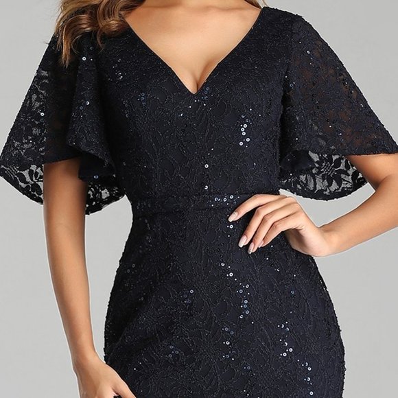 Navy Blue Lace Evening Gown💙💙💙 - Picture 4 of 8